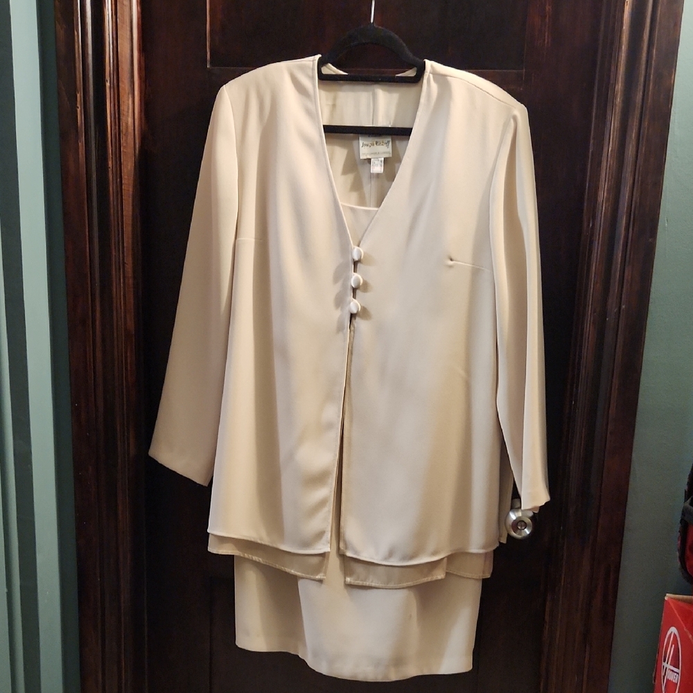 Elegant Cream Two-Piece Suit With Sheath Dress
